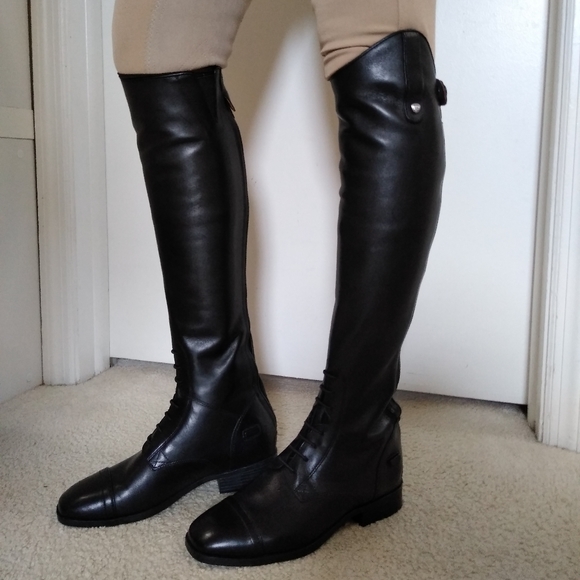 ariat challenge square toe